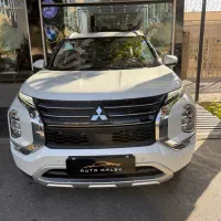 میتسوبیشی اوتلندر ۲۰۲۳ H line