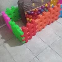 استخر توپ کودک