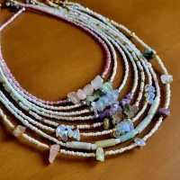 گردنبند سنگی مینیمال