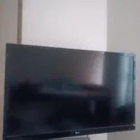 تلویزیون ۴۲ اینچ ال جی|تلویزیون و پروژکتور|فردیس, منظریه|دیوار