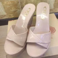 صندل دخترانه