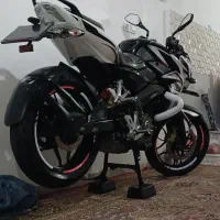 موتور ان اس 200