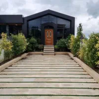 فلت مدرن،سند تک برگ،دارای روفگاردن