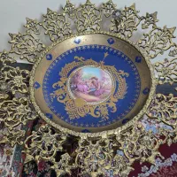 جام میوه خوری، کنار مبلی