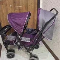 کالسکه دوقلو