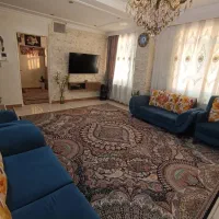 ۵۲ متر _آسانسور انباری _خشگل تر و تمیز هاشمی