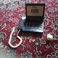 تلفن نیاز به تعمیر کلکسیونی