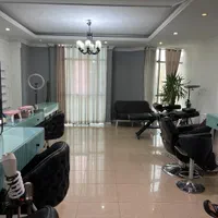 اجاره تخت مژه و صندلی در سالن زیبایی|اجارهٔ دفتر کار، اتاق اداری، مطب|کرج, مهرویلا جنوبی|دیوار