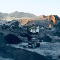 پوکه معدنی قروه،مستقیم از معدن و به قیمت عمده