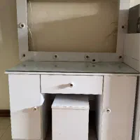 میزآرایشی