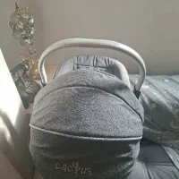 کریر در حد نو دارای ضربه گیر سر با ۲ روکش متفاوت