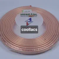 منشی  دفتر   خانم. با فن بیان بالا