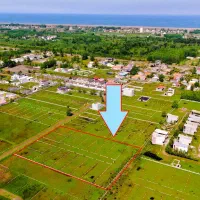 زمین شهرکی مسکونی سنددار نزدیک دریا آماده ساخت