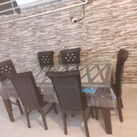 میز نهار خوری شیش نفره کاملا سالم بدون شکستگی|میز و صندلی غذاخوری|دوگنبدان, |دیوار