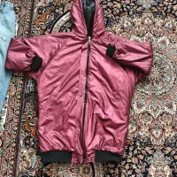 چهار عدد مانتو و کاپشن و شلوار