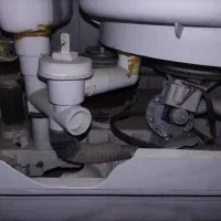 یک عدد ماشین  لباسشویی اوراقی اسنوا