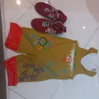 دوبنده کشتی نو کفش کشتی کارکرده