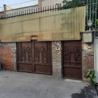 خانه-حیاط-دار-2طبقه-ونیم-بدون-اصلاحی