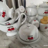 ظروف چینی سبک طرح گوجه