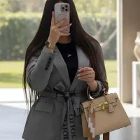 ترنچ کت|لباس|اصفهان, نقش جهان|دیوار