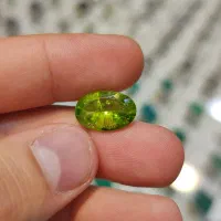 زبرجد طبیعی پاک خوش رنگ