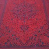 فرش قرمز (لاکی سرمه ی) ۱۲۰۰شانه ۳۶۰۰ تراکم قیطران