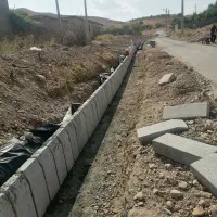 استاد بنا، جدول کار و سنگ فرش تاوه کار