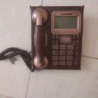 تلفن رو میزی شکیل و نوستالژی