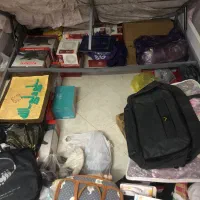 تخت جکدار جادار با میز ارایش|تخت و سرویس خواب|تهران, قیام|دیوار