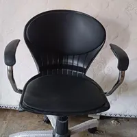 صندلی و میز تحریر