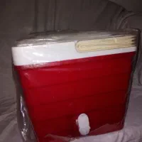 کلمن ویخدان کیش ترموس وضخیم ومحکم وشیر دار.27 ل|ظروف نگهدارنده، پلاستیکی، یکبارمصرف|مشهد, مقدم|دیوار