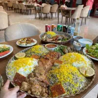 استخدام کارگر در تمام سکشنهای رستوران با مزایا|استخدام خدمات فروشگاه و رستوران|تهران, تجریش|دیوار