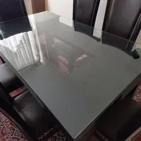 میز نهار خوری ۶ نفره . و یک میز وسط به همراه عسلی.|میز و صندلی غذاخوری|کرج, دهقان ویلا|دیوار