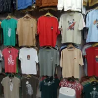 فروشنده خانم.در منطقه یاس