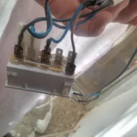 نصاب وتعمیرات انواع پکیج ورادیاتور