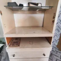 یک کمد لباس ویک میزتحریر|حراج|مشهد, شهید بهشتی|دیوار