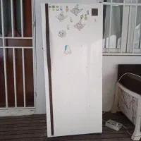 یخچال تک در ارج قدیمی