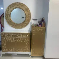 کنسول و آینه به همراه کمد