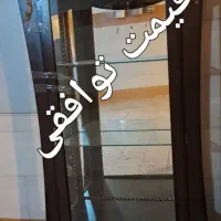 فروش ویترین تمیز و کالسکه|حراج|گلپایگان, |دیوار