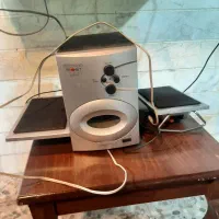 دوعدد اسپیکر