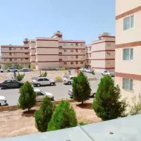 آپارتمان دوخواب در شهر صدرا  شرایطی و تحویل فوری