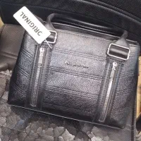 کیف|کیف، کفش، کمربند|قم, نیروگاه|دیوار