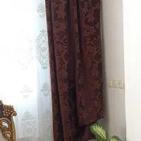 دو عدد کنار پرده قهوه‌ای سالم
