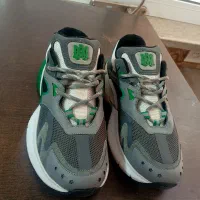 کتونی|لباس|مشهد, دریادل|دیوار