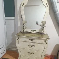 مبل ،آینه کنسول ، ویترین