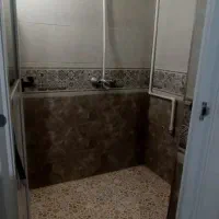 (( واحد ۱۱۰ متری دو خواب تمیز ماشین رو مفتح غربی))|اجارهٔ خانه و ویلا|اصفهان, گرکان|دیوار