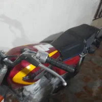 یک دستگاه موتور پرند مدل ۸۲فاکتوری
