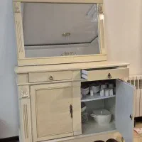 کنسول و آیینه