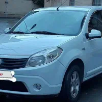 رنو ساندرو اتوماتیک سفید ۹۶