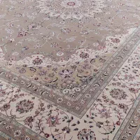 فرش 700شانه کرم